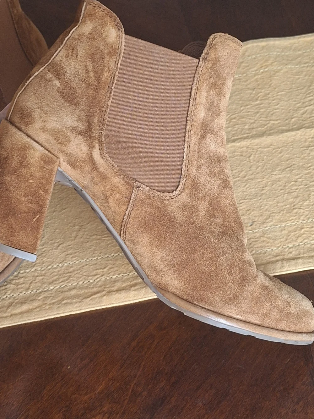 Designer Pedro Garcia Tan Suede Block Heel Chelsea Booties 10